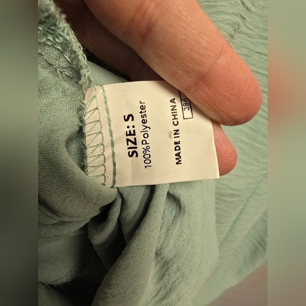 Sage Green Half Button Collared Loose Romper Size Small - Picture 9 of 9